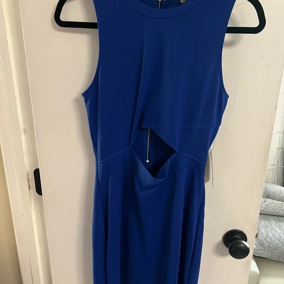 Express Blue Dress with a Peek a Boo in the front size - Picture 3 of 4